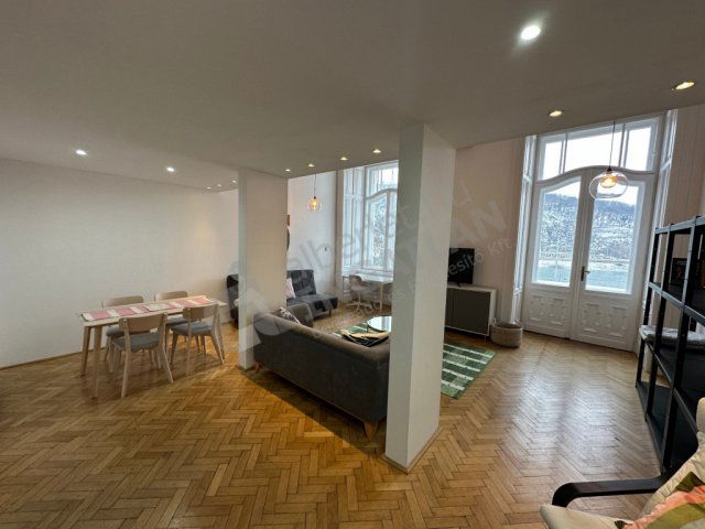 Kiadó téglalakás, albérlet, V. kerületben, Belgrád rakparton