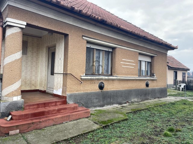 Eladó családi ház, Abonyban 24.9 M Ft, 2 szobás