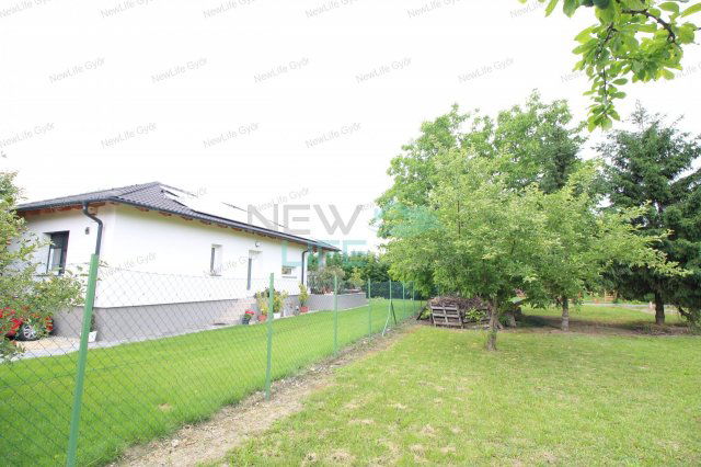 Eladó telek, Győrzámolyon 25 M Ft / költözzbe.hu