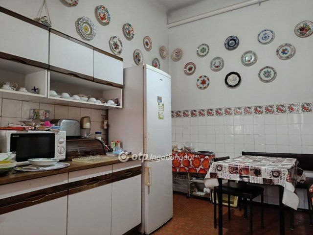 Eladó családi ház, Budapesten, XV. kerületben 99 M Ft, 4 szobás