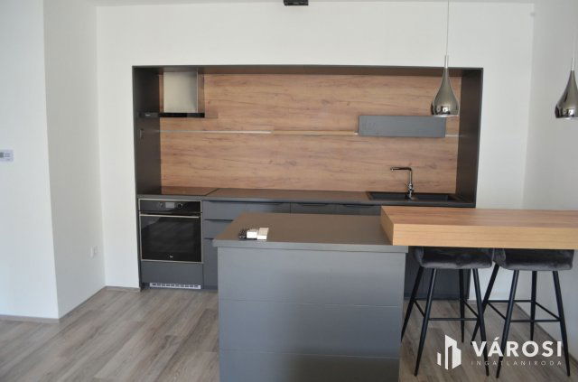 Kiadó téglalakás, albérlet, Debrecenben 290 E Ft / hó, 2 szobás