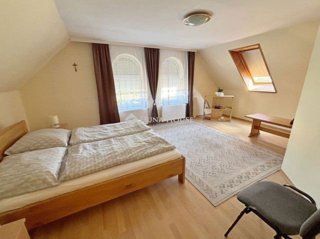 Eladó családi ház, Szombathelyen 148 M Ft, 5+1 szobás