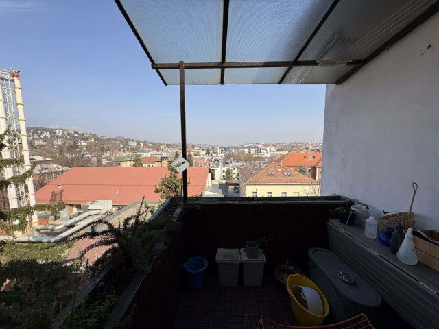 Eladó téglalakás, Budapesten, XII. kerületben, Margaréta utcában