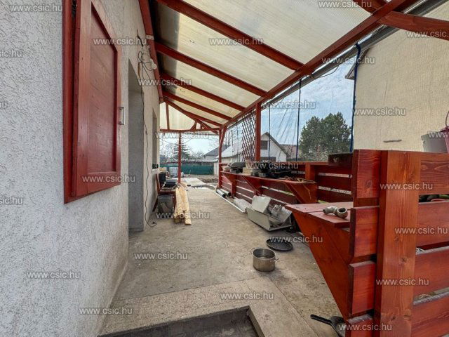 Eladó családi ház, Budapesten, XVIII. kerületben 79.9 M Ft