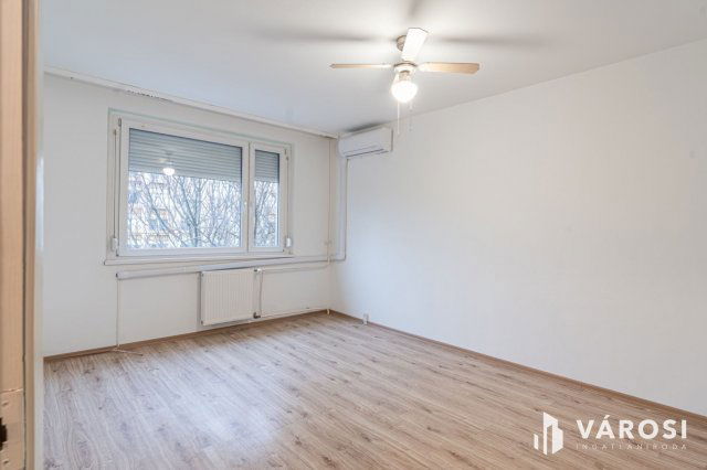 Kiadó panellakás, albérlet, Szegeden 140 E Ft / hó, 2 szobás