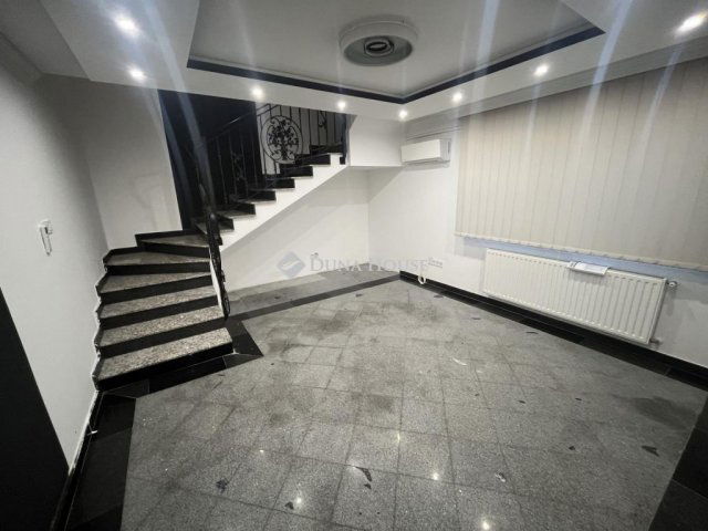 Kiadó családi ház, albérlet, Ceglédbercelen 300 E Ft / hó