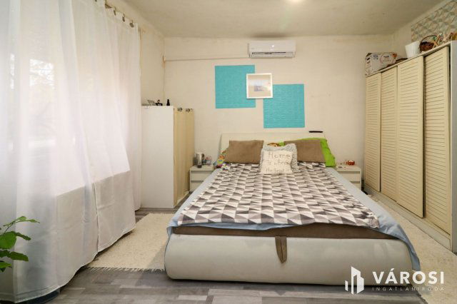 Eladó családi ház, Békéscsabán 21 M Ft, 2 szobás