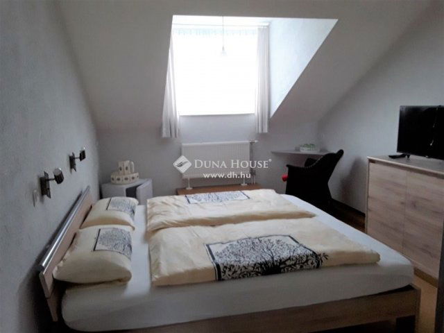 Eladó családi ház, Dunaszekcsőn 73.72 M Ft, 3 szobás