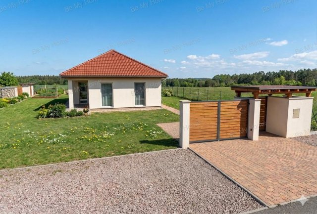 Eladó ikerház, Piliscsabán 97.058 M Ft, 3 szobás