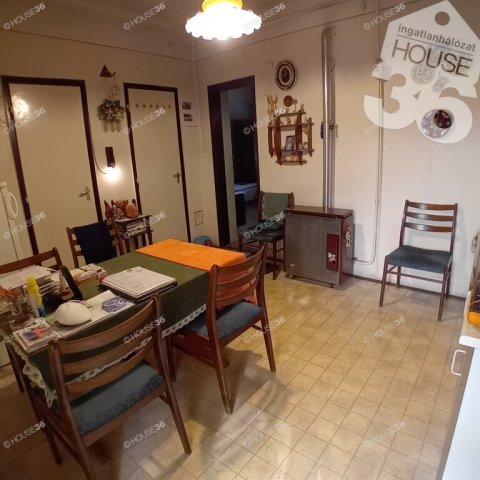 Eladó családi ház, Lajosmizsén 33.5 M Ft, 3 szobás