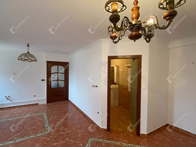 Eladó téglalakás, Mosonmagyaróváron 54.99 M Ft, 2 szobás