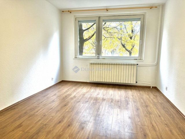 Eladó panellakás, Budapesten, XXI. kerületben 53.8 M Ft, 2 szobás