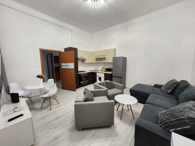 Eladó téglalakás, Budapesten, VII. kerületben, Dohány utcában