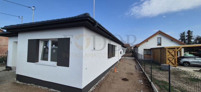 Eladó családi ház, Budapesten, XVIII. kerületben 119.9 M Ft