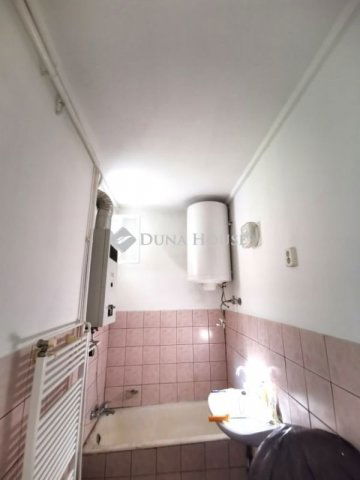 Eladó családi ház, Budakeszin 59.9 M Ft, 4 szobás