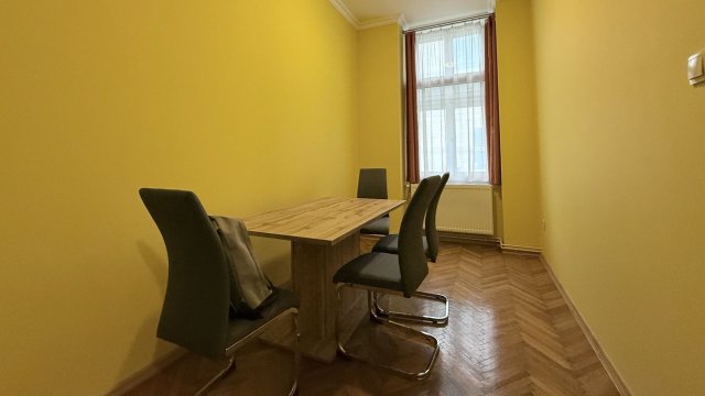 Kiadó családi ház, albérlet, Debrecenben 250 E Ft / hó