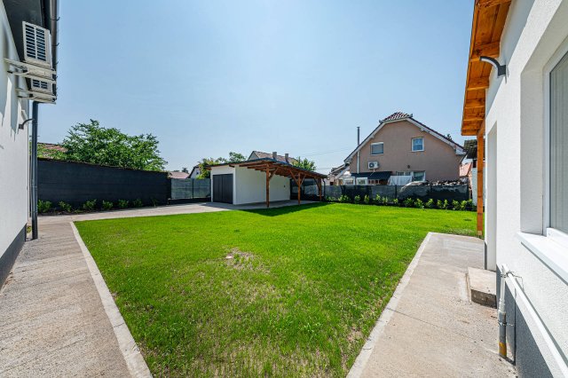 Eladó családi ház, Mogyoródon 127.99 M Ft, 4 szobás