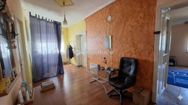 Eladó családi ház, Dányon 48 M Ft, 4 szobás
