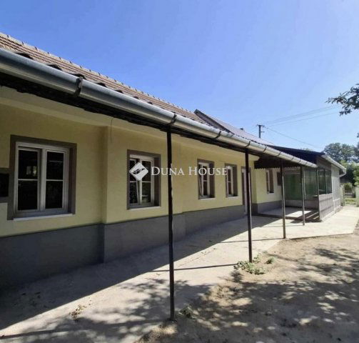 Eladó családi ház, Szőkedencsen 29 M Ft, 3 szobás
