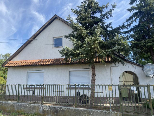 Eladó családi ház, Tápiószőlősön 36.5 M Ft, 3 szobás