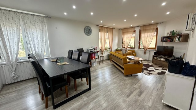 Eladó családi ház, Gyöngyöshalászon 89.9 M Ft, 4+1 szobás