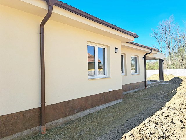 Eladó családi ház, Újfehértón 115 M Ft, 3+1 szobás
