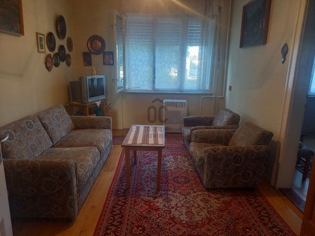 Eladó családi ház, Pápán 33.3 M Ft, 3 szobás