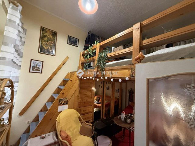 Eladó téglalakás, Budapesten, VIII. kerületben 38.9 M Ft