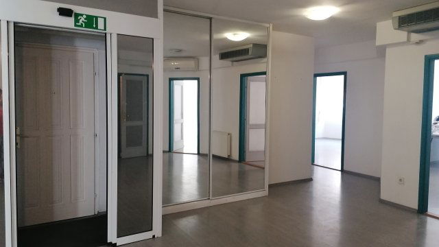 Kiadó iroda, Győrött 108 E Ft / hó, 8 szobás