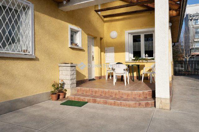 Eladó családi ház, Budapesten, XVIII. kerületben 104.99 M Ft