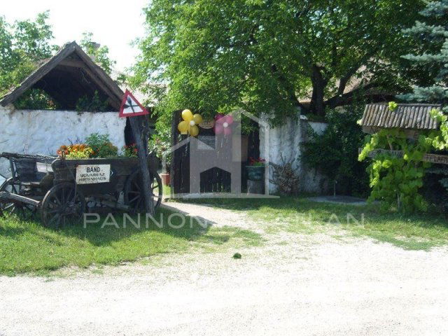 Eladó üzlethelyiség, Bándon 149 M Ft / költözzbe.hu