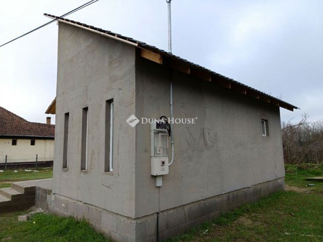 Eladó családi ház, Tápióbicskén 22.9 M Ft, 3 szobás