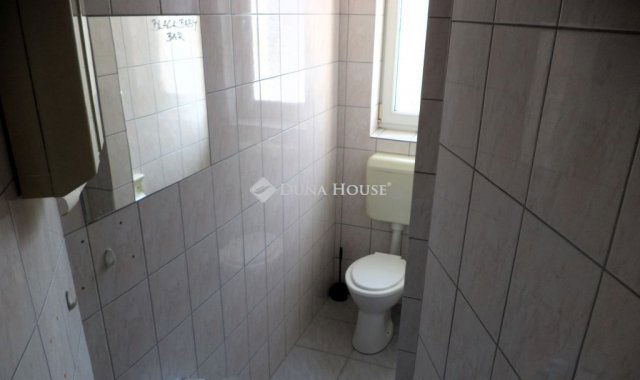 Eladó iroda, Gárdonyban 89.9 M Ft / költözzbe.hu