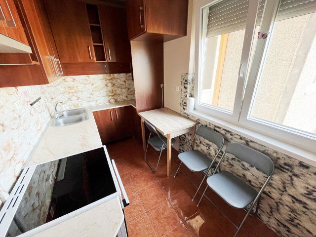 Eladó panellakás, Celldömölkön 32 M Ft, 2 szobás