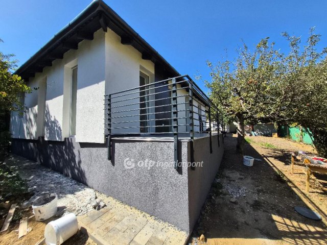 Eladó családi ház, Érden 129.9 M Ft, 4 szobás