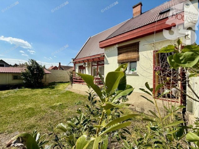 Eladó családi ház, Nagykőrösön 78.2 M Ft, 6 szobás