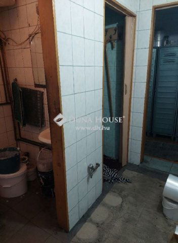 Eladó ipari ingatlan, Budapesten, XXI. kerületben 46 M Ft