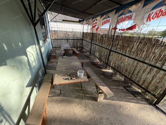 Eladó üzlethelyiség, Laskodon 16 M Ft / költözzbe.hu