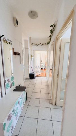 Kiadó téglalakás, albérlet, Pécsett 130 E Ft / hó, 2 szobás