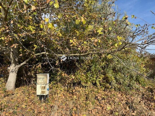 Eladó telek, Bicskén 7.5 M Ft / költözzbe.hu