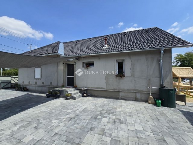 Eladó családi ház, Lepsényben 59.5 M Ft, 4 szobás