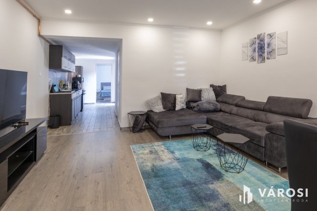 Kiadó családi ház, albérlet, Szegeden 220 E Ft / hó, 2 szobás