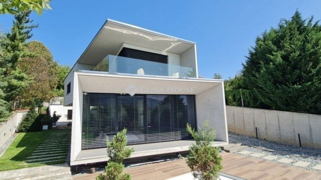 Eladó családi ház, Budapesten, III. kerületben 480 M Ft