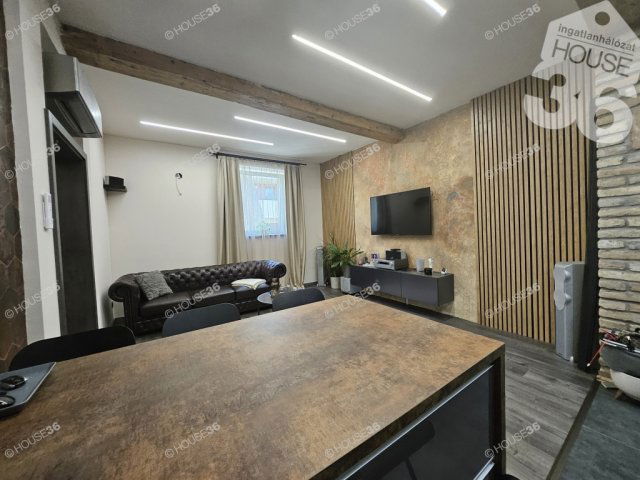 Eladó téglalakás, Kecskeméten 70.9 M Ft, 2 szobás