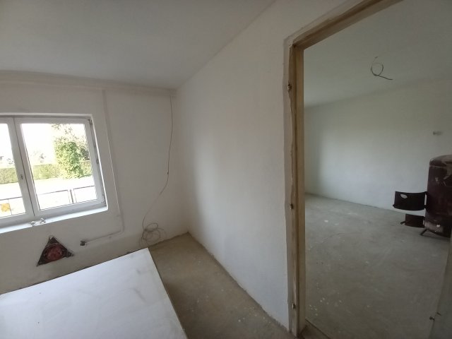 Eladó családi ház, Szabadszentkirályon 13.8 M Ft, 3 szobás