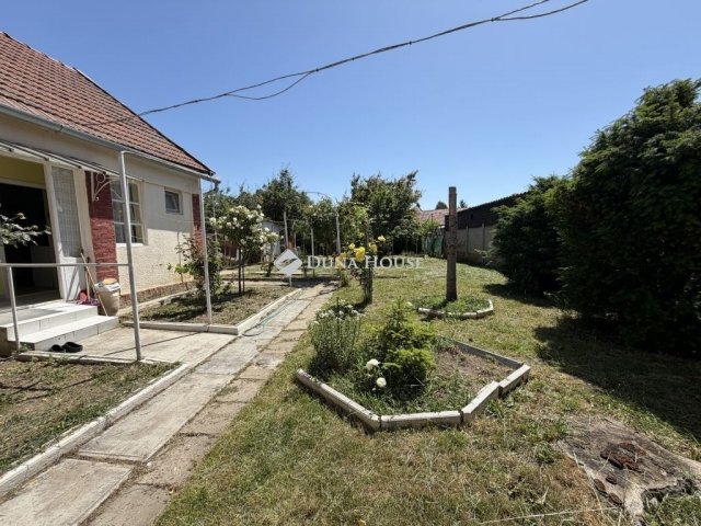 Eladó családi ház, Gyulán 59 M Ft, 3 szobás