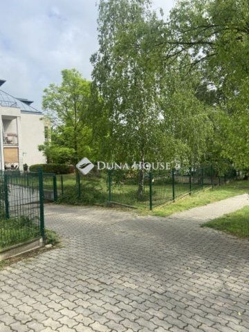 Eladó téglalakás, Budapesten, XVI. kerületben 94 M Ft, 3 szobás