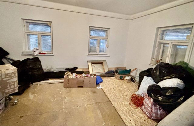 Eladó családi ház, Halmajon 14.5 M Ft, 2 szobás