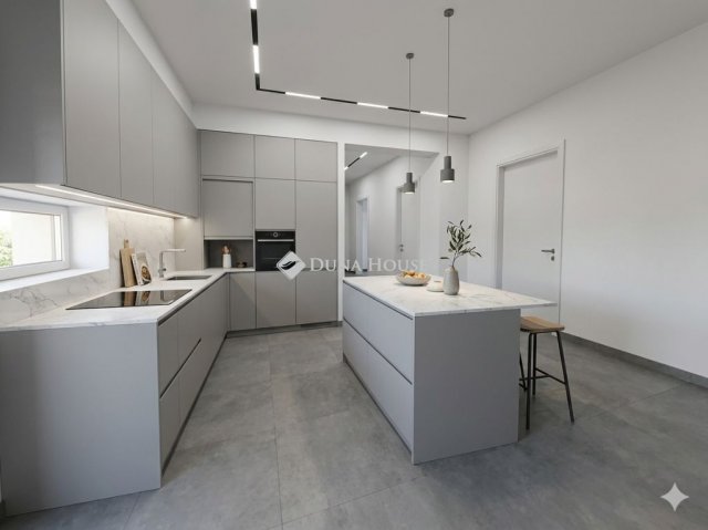 Eladó téglalakás, Vácon 110 M Ft, 4 szobás