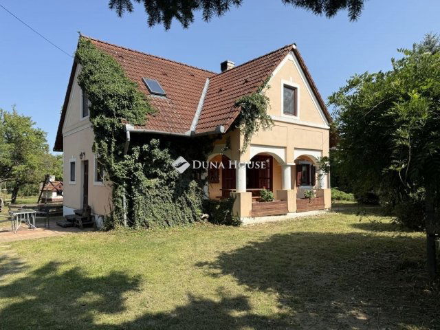 Eladó családi ház, Szalafőn 89 M Ft, 2+4 szobás